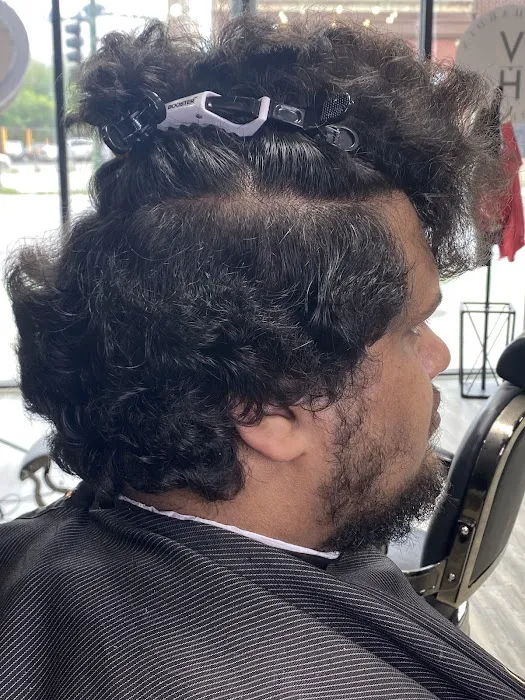 Vann Hardin Barbershop Picture 9