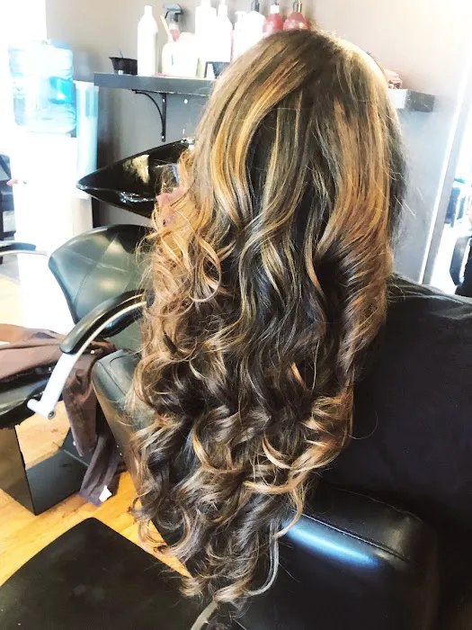 Laura’s Hair Design Picture 6