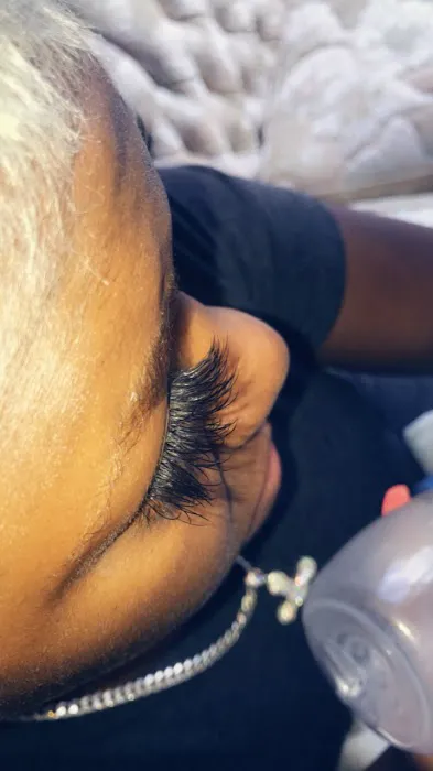 Smooth Luxury Skin Body Waxing & Lash Extensions Picture 6