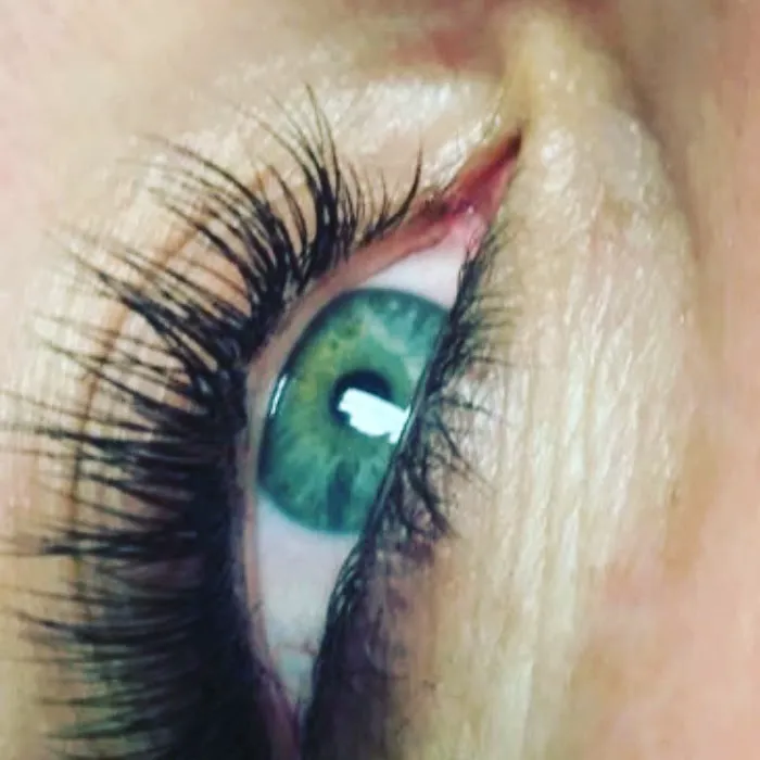 Smooth Luxury Skin Body Waxing & Lash Extensions Picture 9