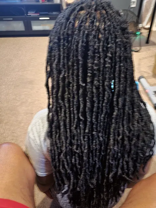 Biscodam Hair Braiding Picture 2