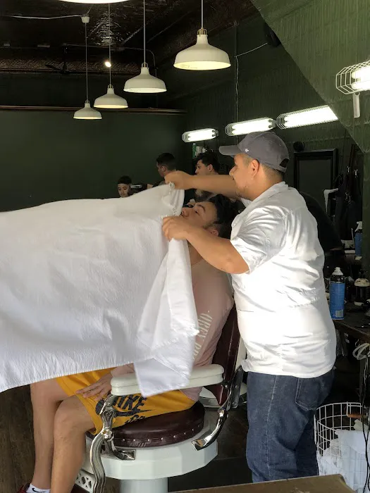 Barkers Barbershop Picture 8