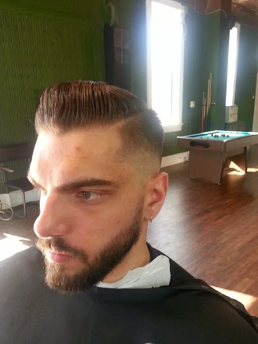 Barkers Barbershop Picture 2