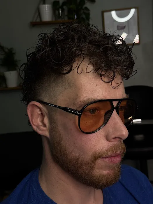 Pepe's Barbershop Picture 3