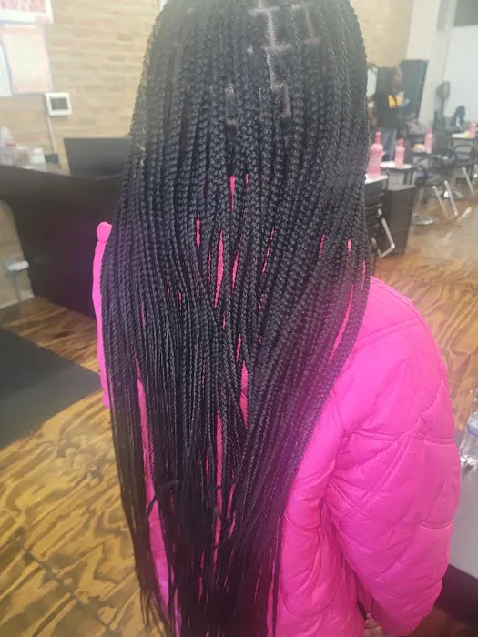 Christi's Hair Braiding and Beauty Picture 2