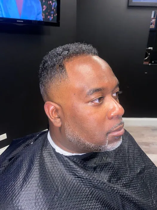 JG's Barbershop Picture 10
