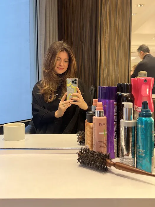Salon Buzz Picture 2