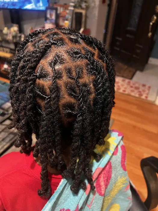 La'Shea Salon and Spa Picture 7