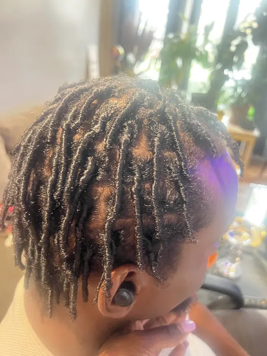 La'Shea Salon and Spa Picture 9