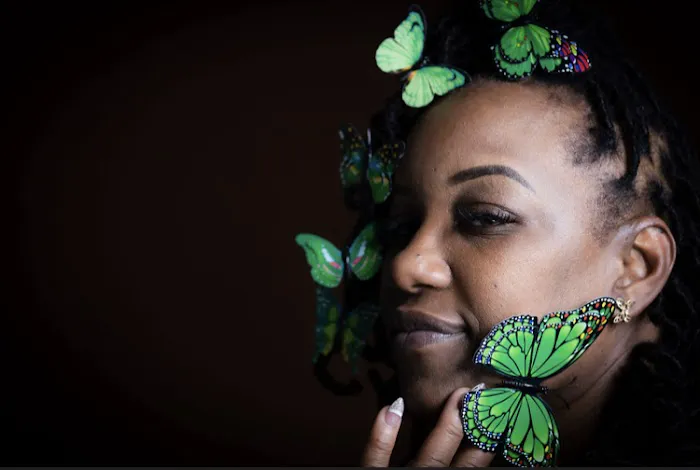 Her Culture Loc Studio Picture 5