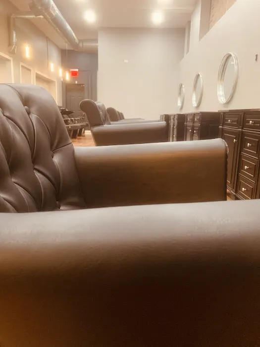 Opulent Salon Chicago Picture 4