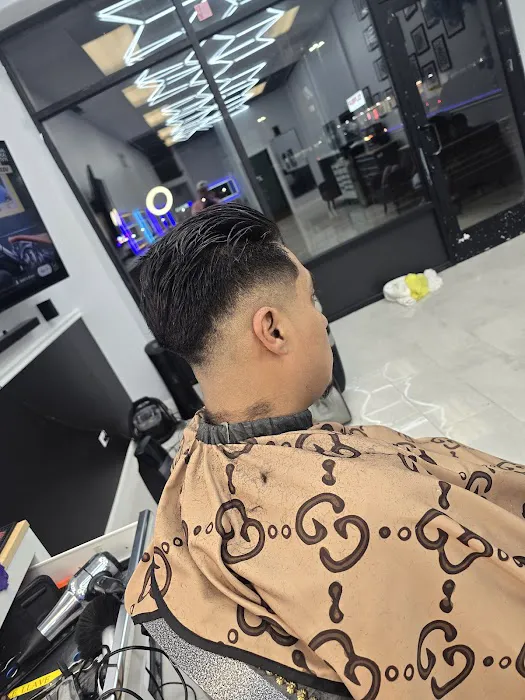 La Familia Barber Shop Picture 10