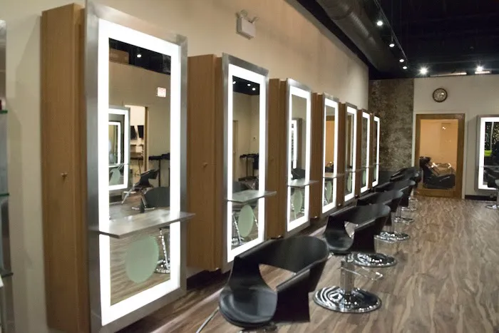 Gordon Salon Lakeshore East Picture 8