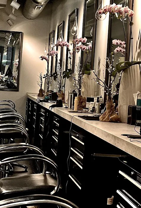 Nancy Angelair Salon Picture 8