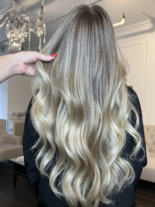 Gold Coast Salon Picture 10