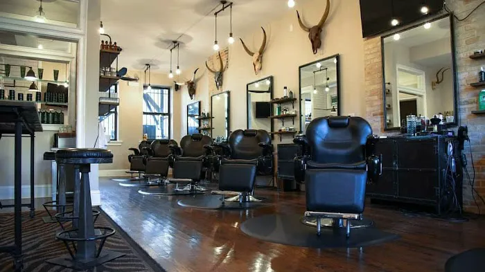 Old Town Barbershop Picture 3