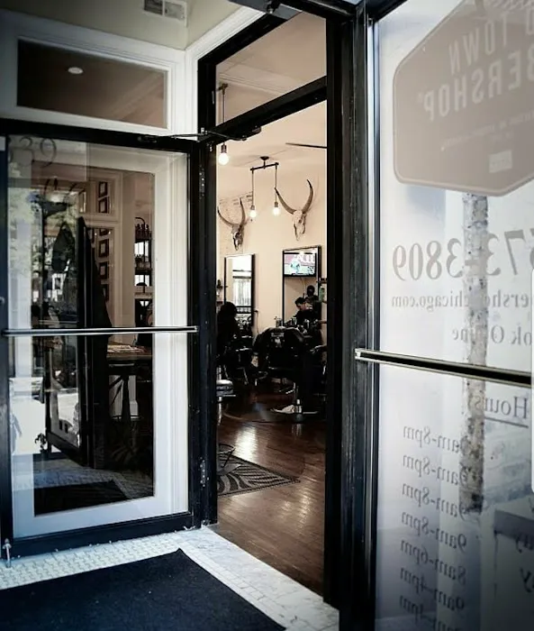 Old Town Barbershop Picture 5