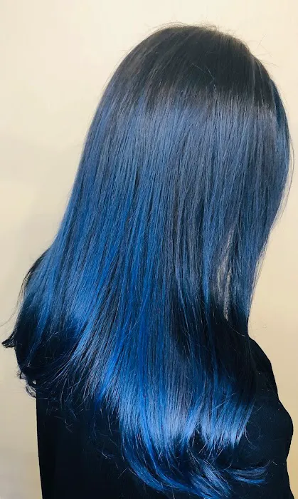 J Andrews Salon Picture 9
