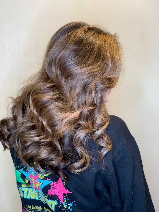 J Andrews Salon Picture 2