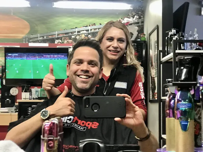 Sport Clips Haircuts of Chicago - Old Town Picture 5