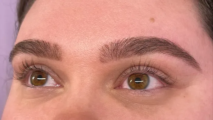 Luxe Brow Club Picture 2