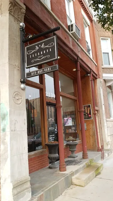 Casanova Salon Picture 3