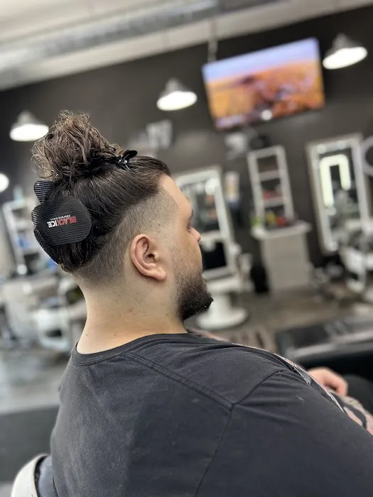 Alex @ Traditions Barber Parlor 6 Picture 4