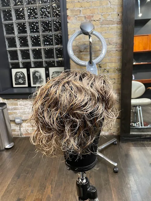 NOVACHIS SALON Picture 10