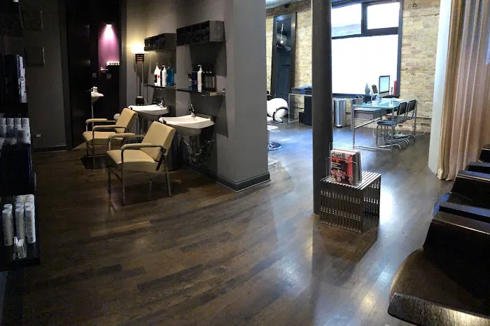 NOVACHIS SALON Picture 5