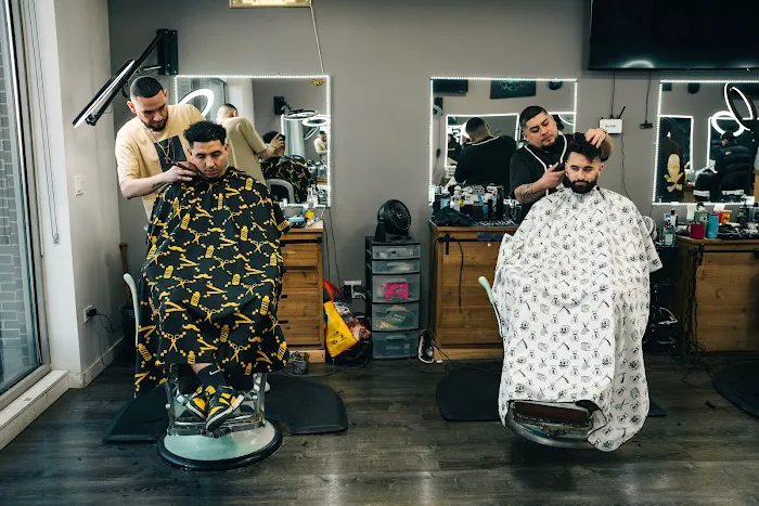Traditions Barber Parlor 4 Picture 8
