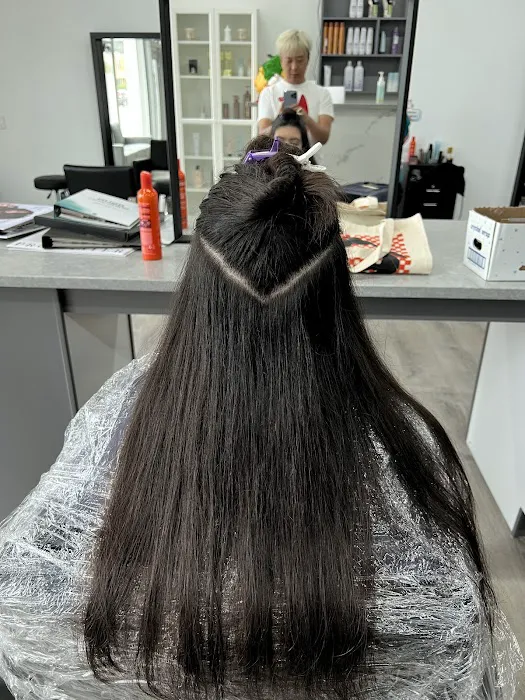S&M Hair Salon Picture 7