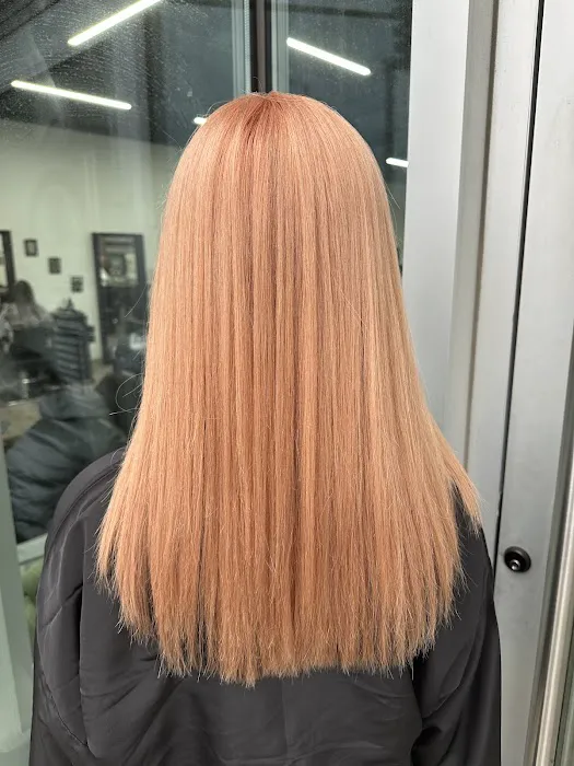 S&M Hair Salon Picture 10