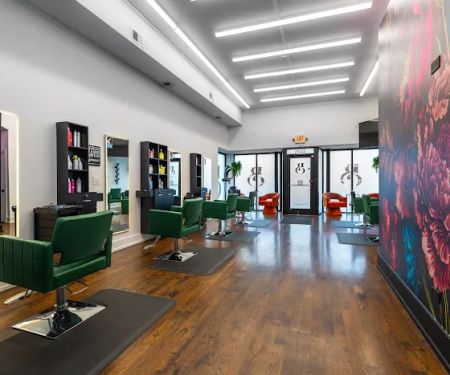 Blu’s Beauty Bar