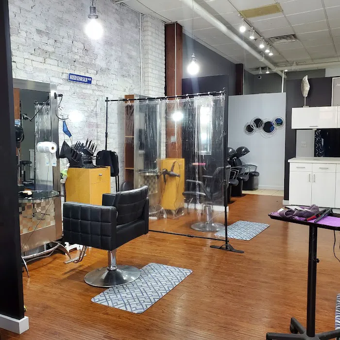 Madison Sq Hair Salon Picture 2