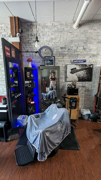 Montez Barber Studio Picture 3