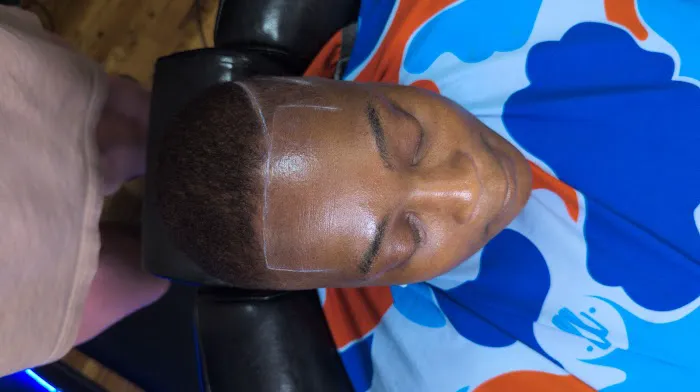 Montez Barber Studio Picture 8