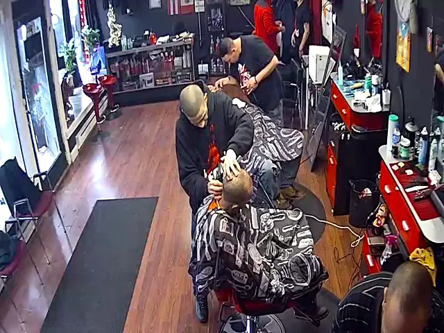 Heavy duty barber shop Picture 1