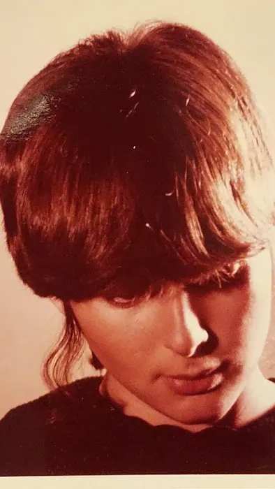Allan Weiss - Stylist and Colorist, Chicago & Buffalo Grove Picture 4