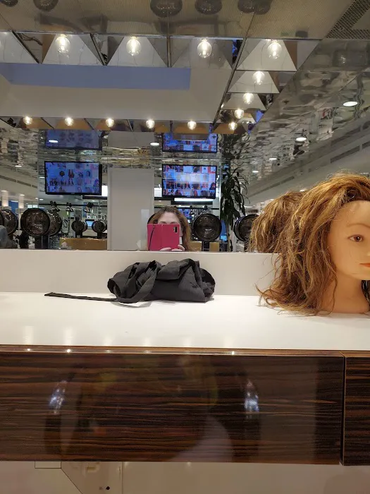 Charles Ifergan Salon Picture 5