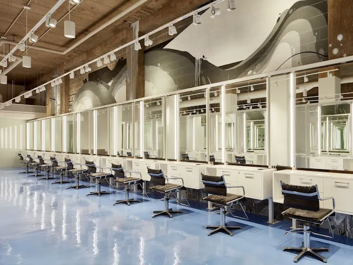 Marianne Strokirk Salon Picture 4