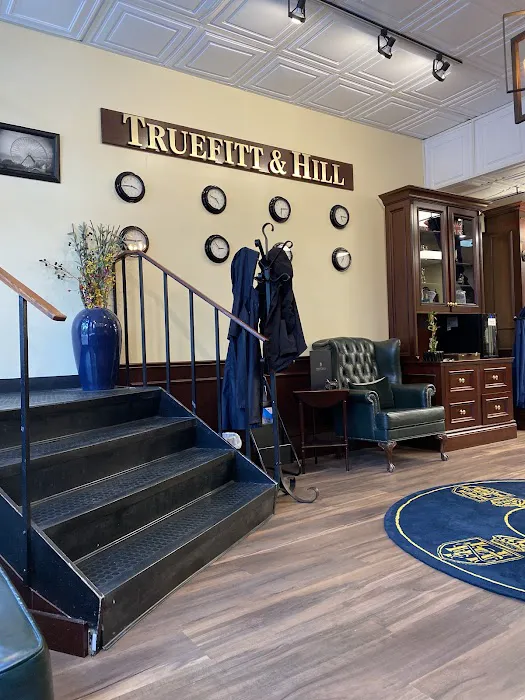 Truefitt & Hill Barber Shop (Old Town Location) Picture 4
