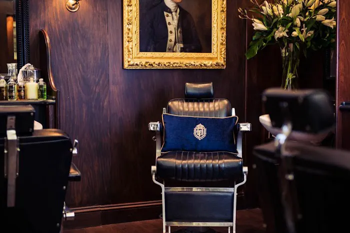 Truefitt & Hill Barber Shop (Old Town Location) Picture 8