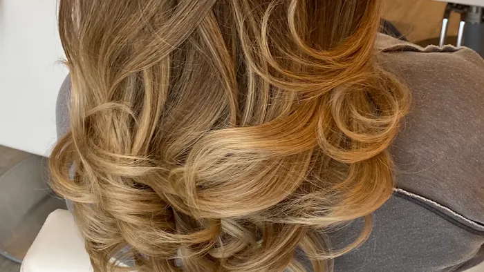 Tamed By Gravity Salon & Spa Picture 6