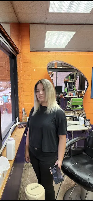JM Hair Salon Picture 6