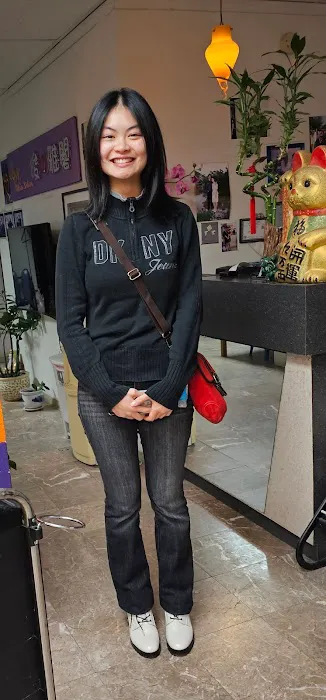 JM Hair Salon Picture 5
