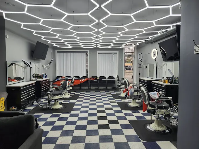 Lalo’s Barbershop Picture 4
