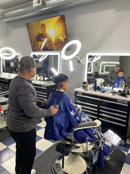 Lalo’s Barbershop Picture 2