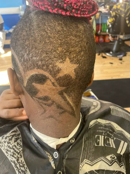 PROPER CHOP CUTS & STYLES LLC Picture 2