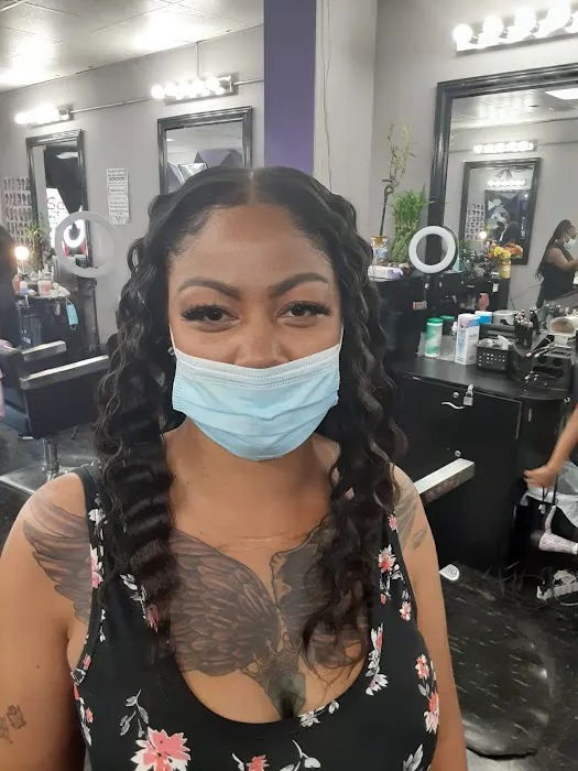 Next Level Salon Picture 2