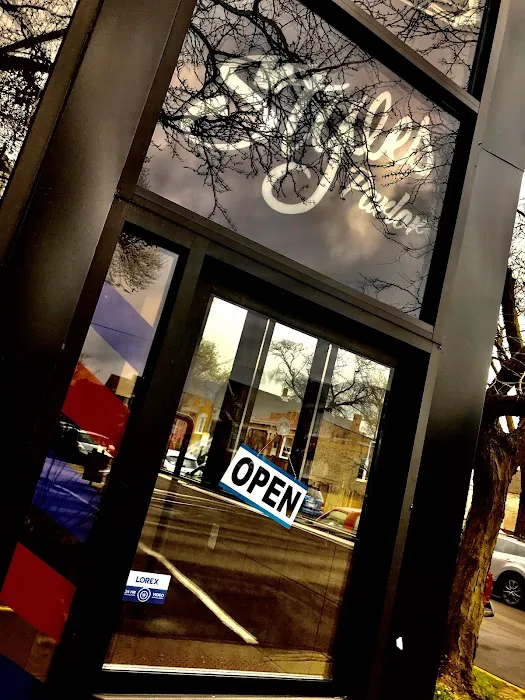 Styles Parlor Picture 3